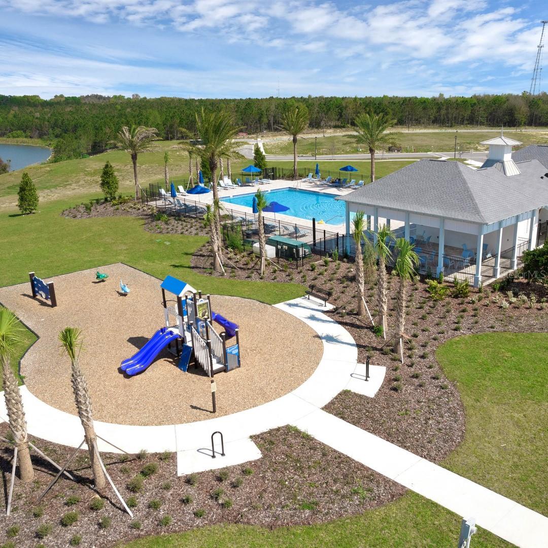 AVALON PARK TAVARES - Residential