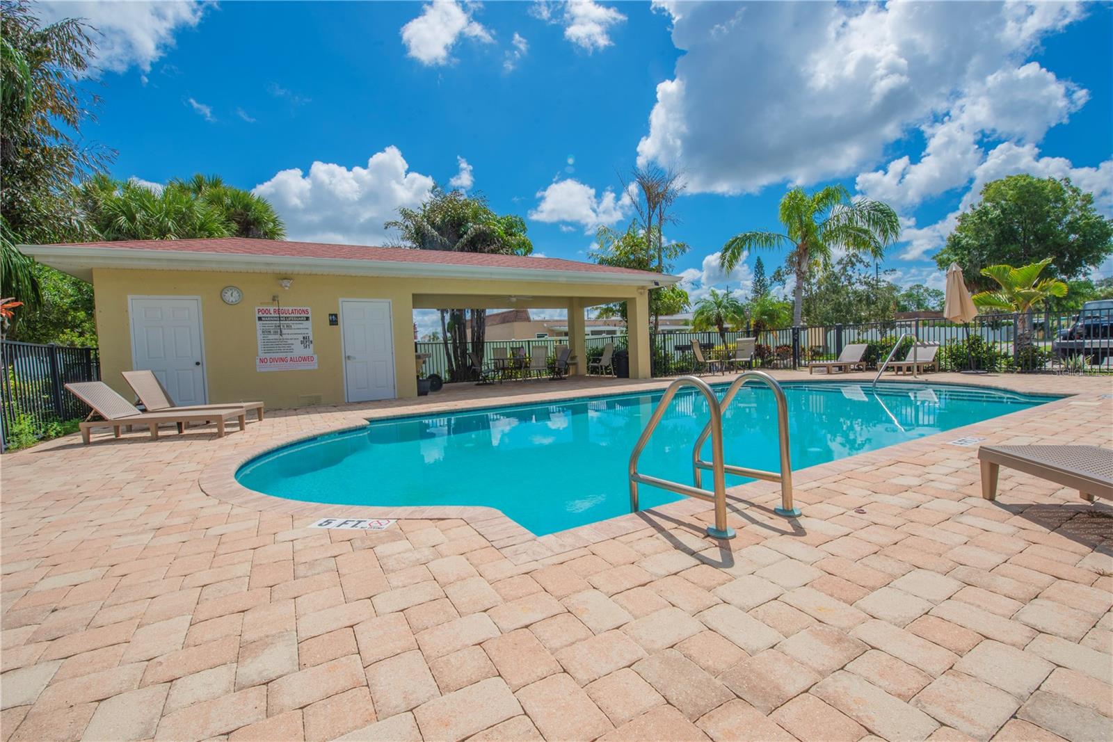5065 ROYAL PALMS WAY 303