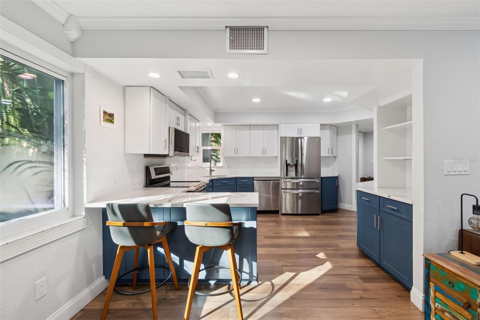 COUNTRY GENTLEMEN ACRES - Residential