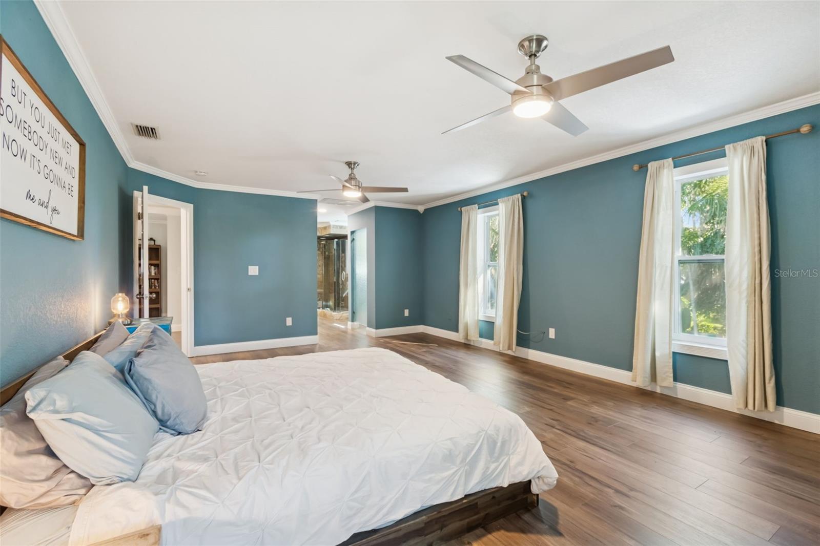 COUNTRY GENTLEMEN ACRES - Residential