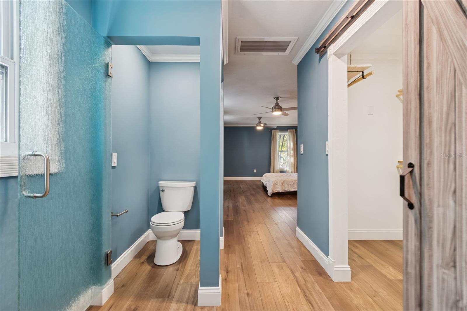 COUNTRY GENTLEMEN ACRES - Residential