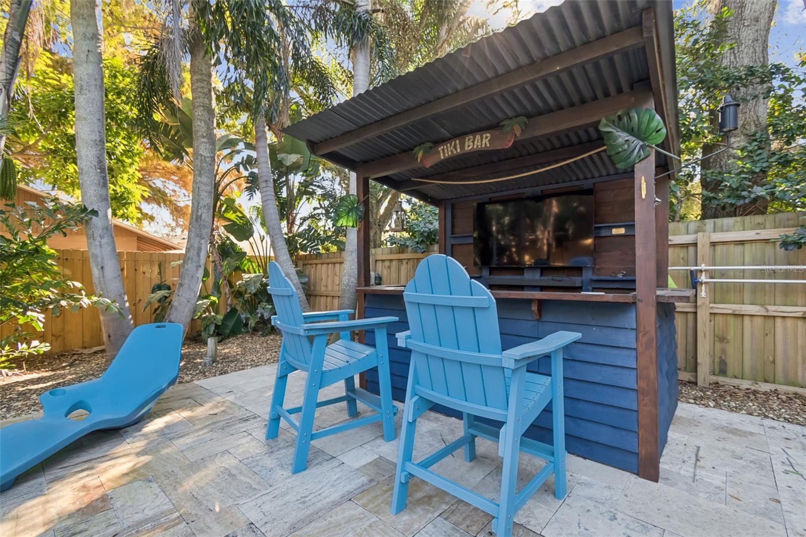 COUNTRY GENTLEMEN ACRES - Residential