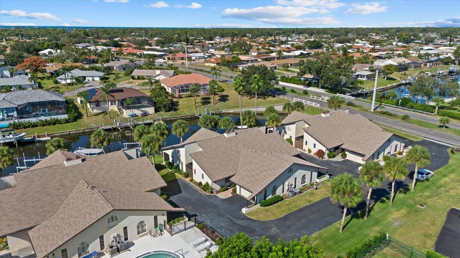 WINDSOR VILLAS - Residential