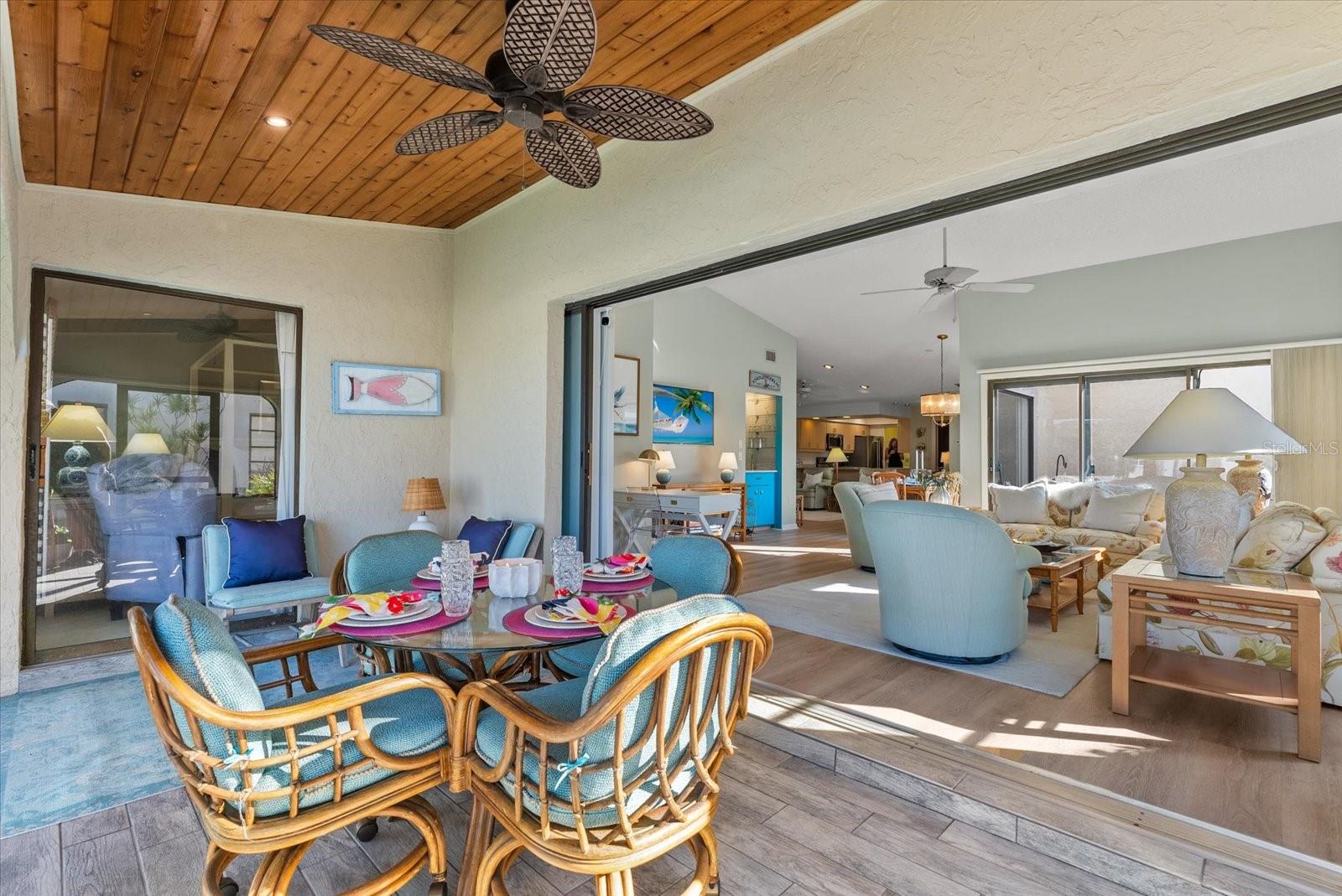 WINDSOR VILLAS - Residential