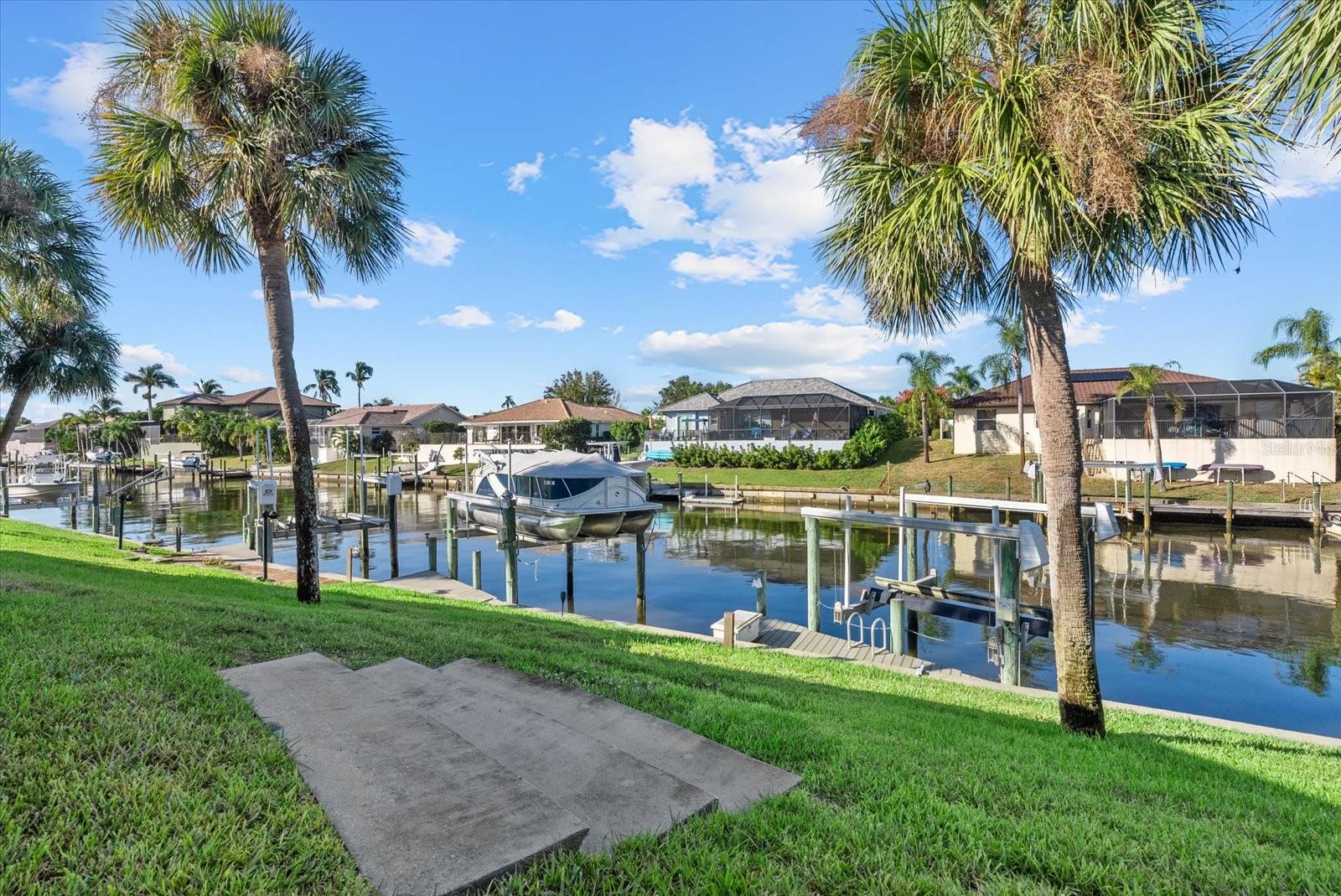 WINDSOR VILLAS - Residential