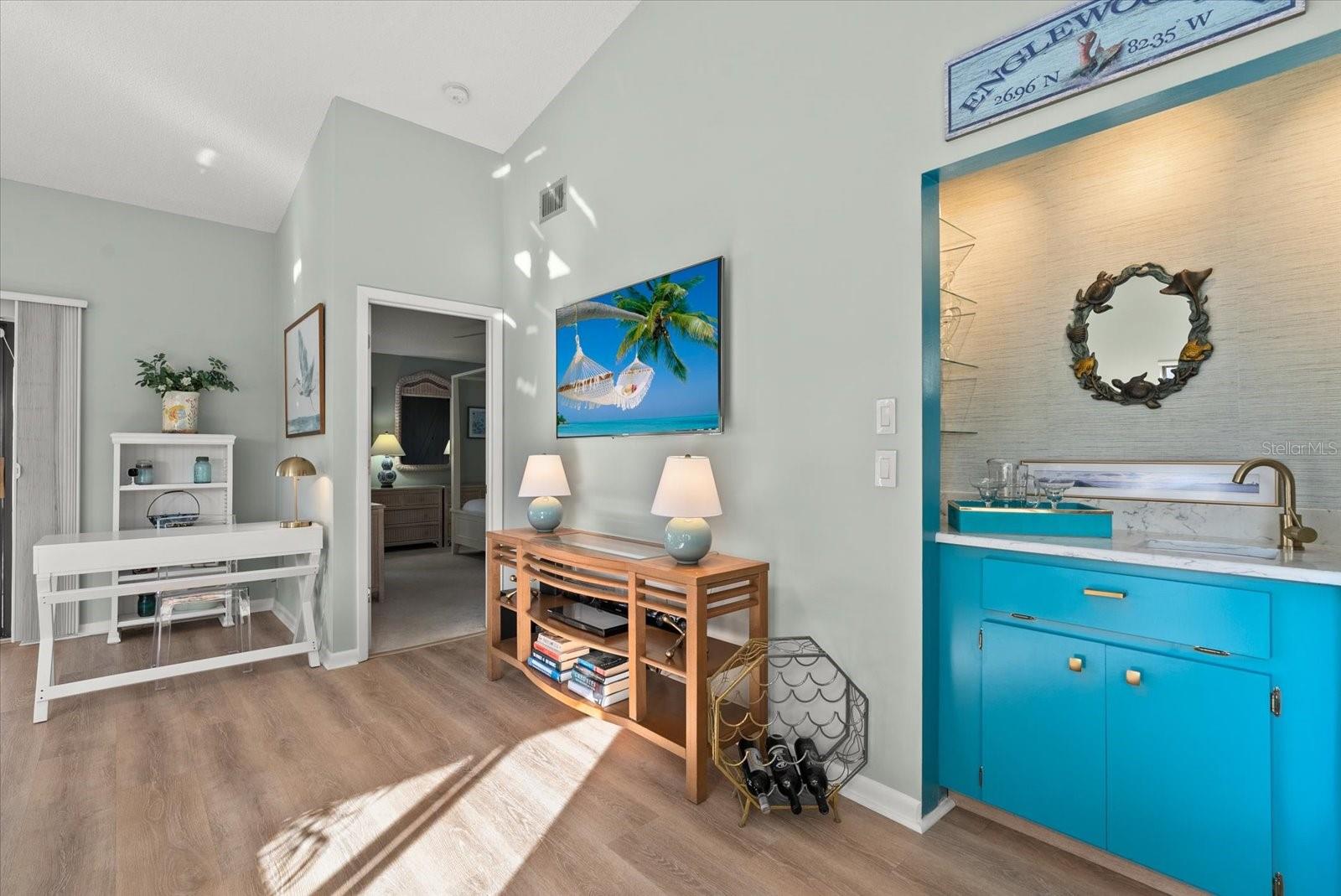 WINDSOR VILLAS - Residential