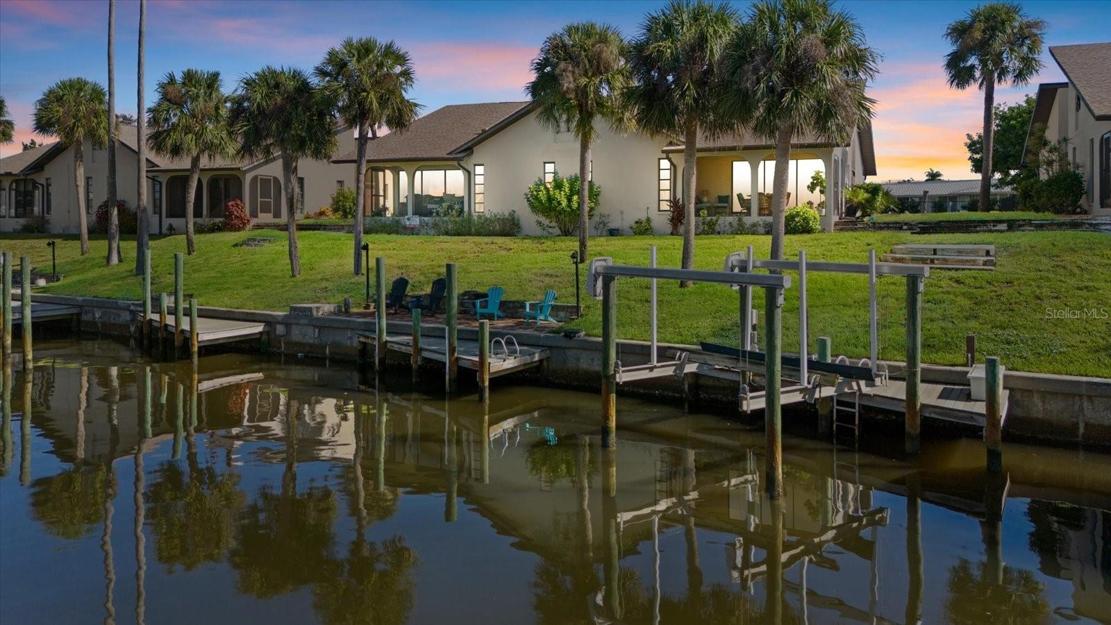 WINDSOR VILLAS - Residential