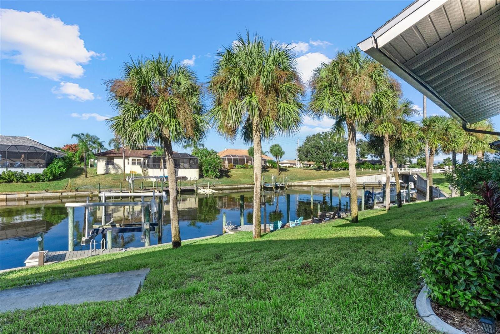 WINDSOR VILLAS - Residential