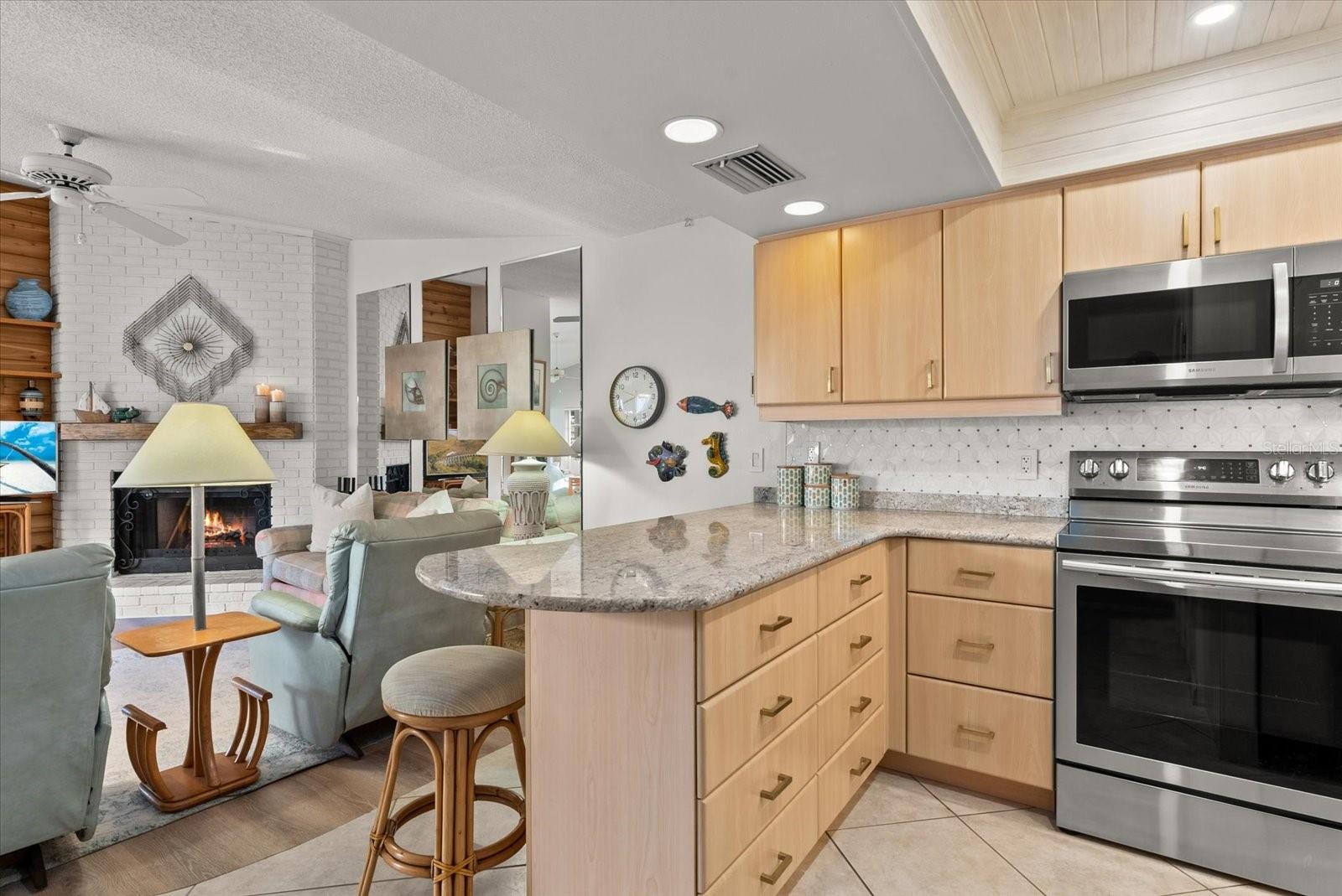 WINDSOR VILLAS - Residential