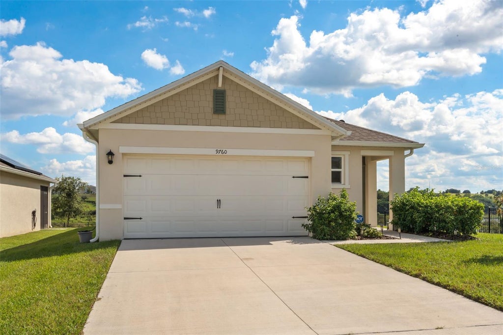 Photo of 9760 Black Walnut Drive, Clermont, FL 34715 (MLS # O6444312)