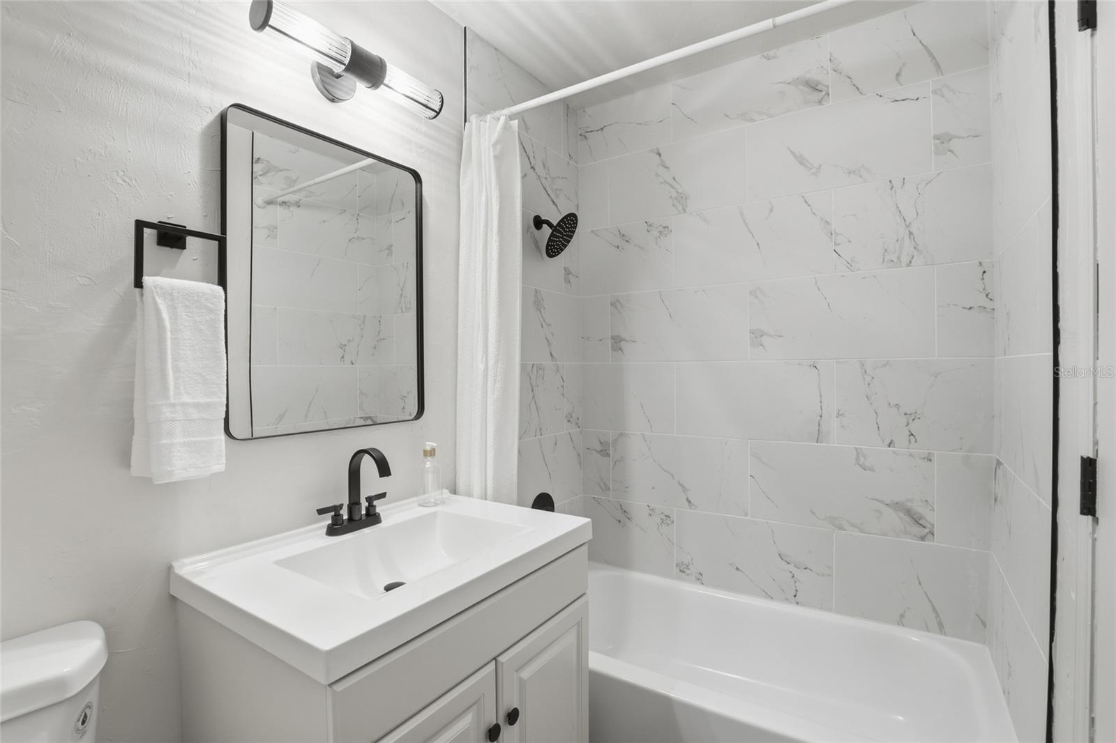 SHERWIN ACRES - Residential