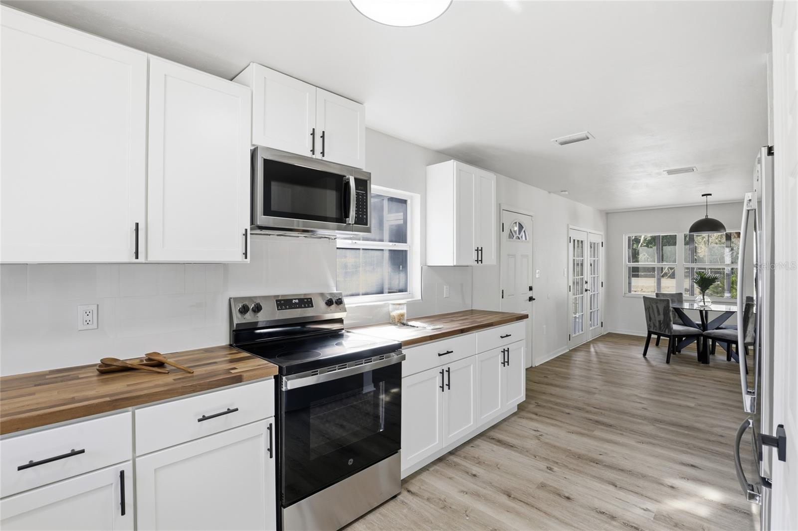 SHERWIN ACRES - Residential