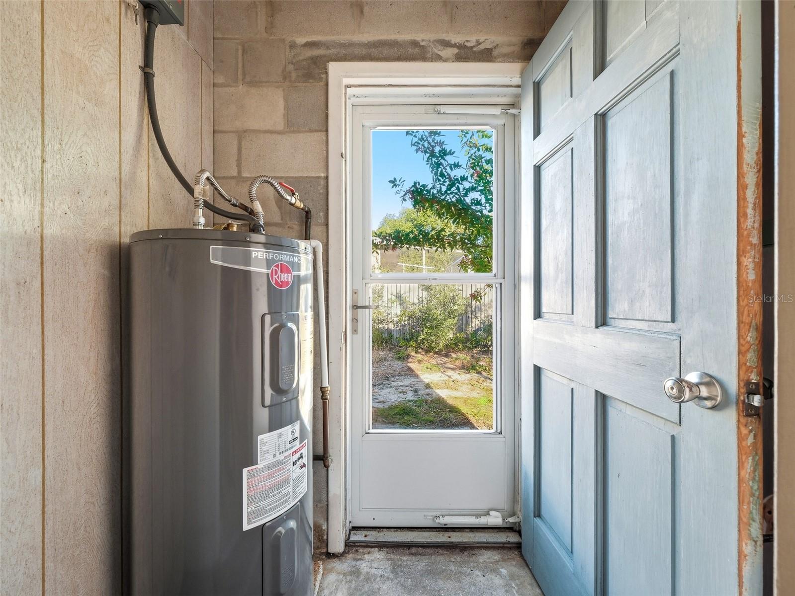 NEW SMYRNA BEACH - Residential