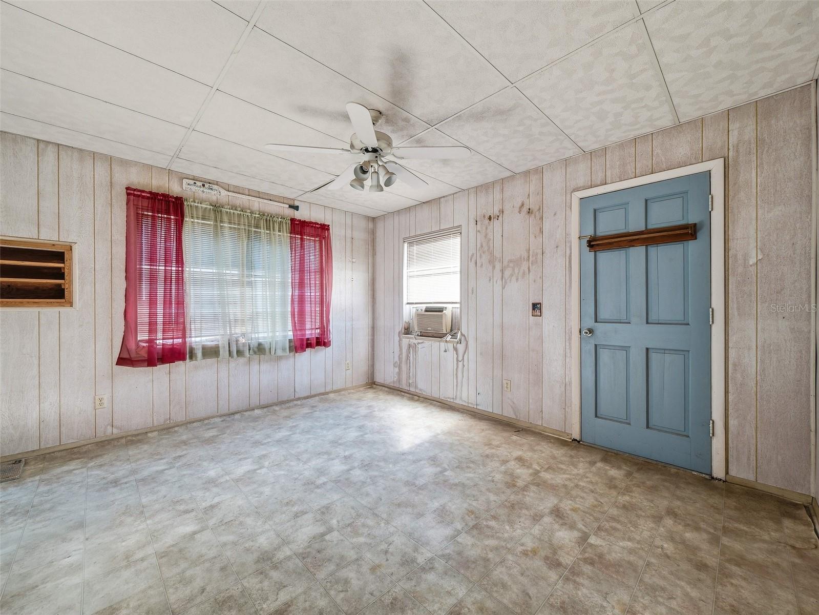 NEW SMYRNA BEACH - Residential