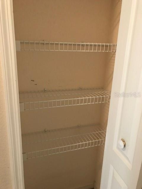 HUNTERS CREEK TR 350 PH 01 - Residential Lease