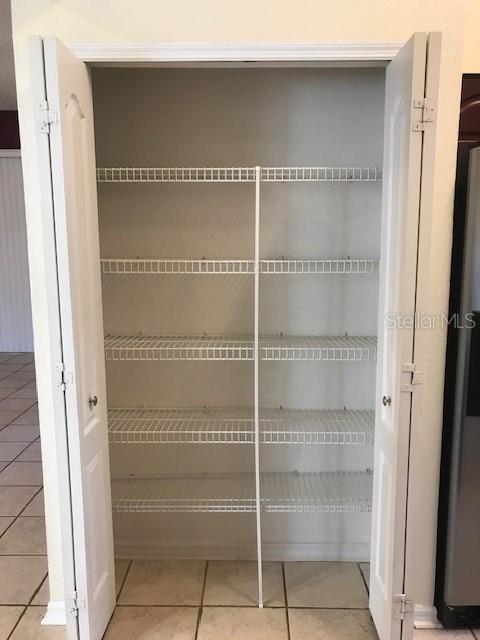 HUNTERS CREEK TR 350 PH 01 - Residential Lease