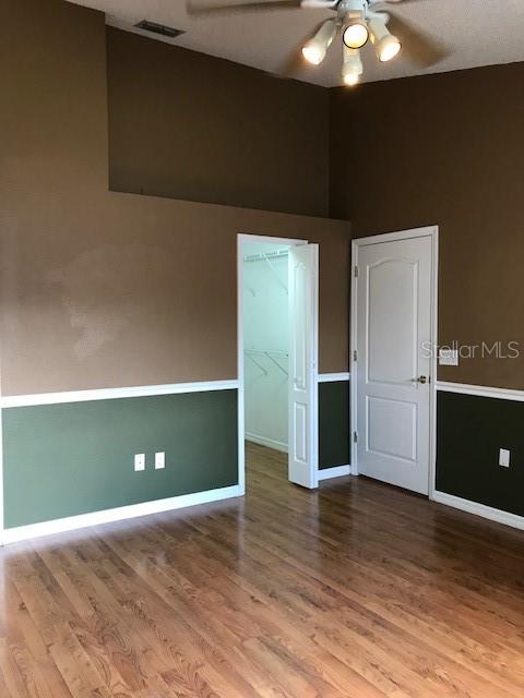 HUNTERS CREEK TR 350 PH 01 - Residential Lease