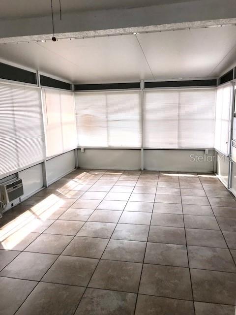 HUNTERS CREEK TR 350 PH 01 - Residential Lease