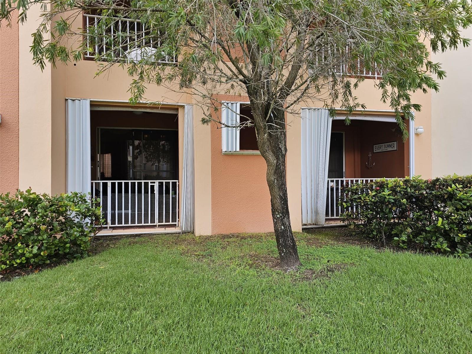 FAIRWAY COURTS - Residential