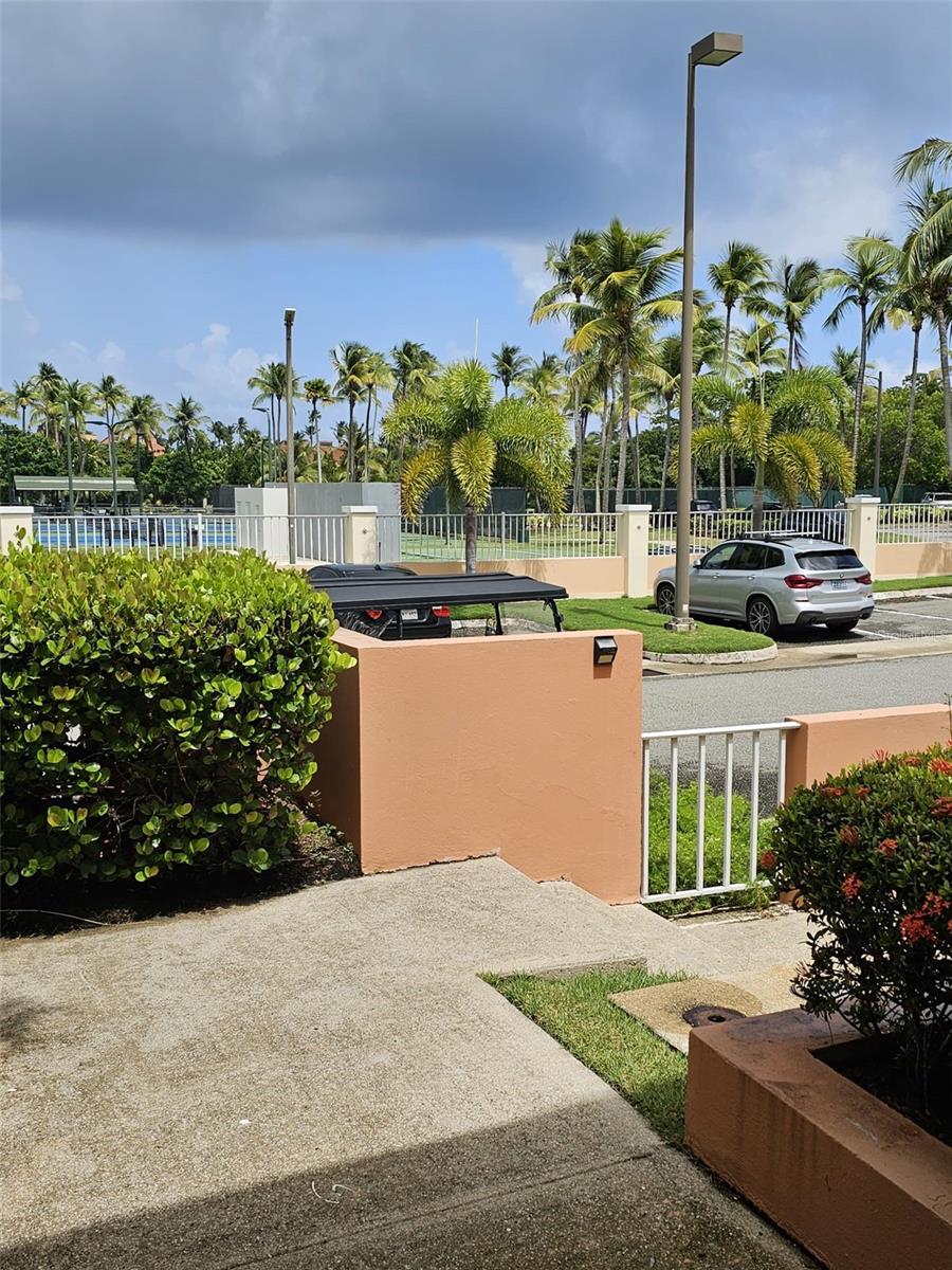 FAIRWAY COURTS - Residential