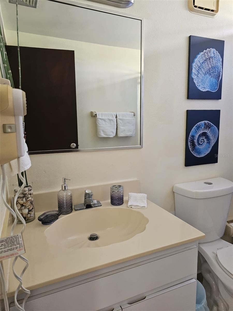 FAIRWAY COURTS - Residential