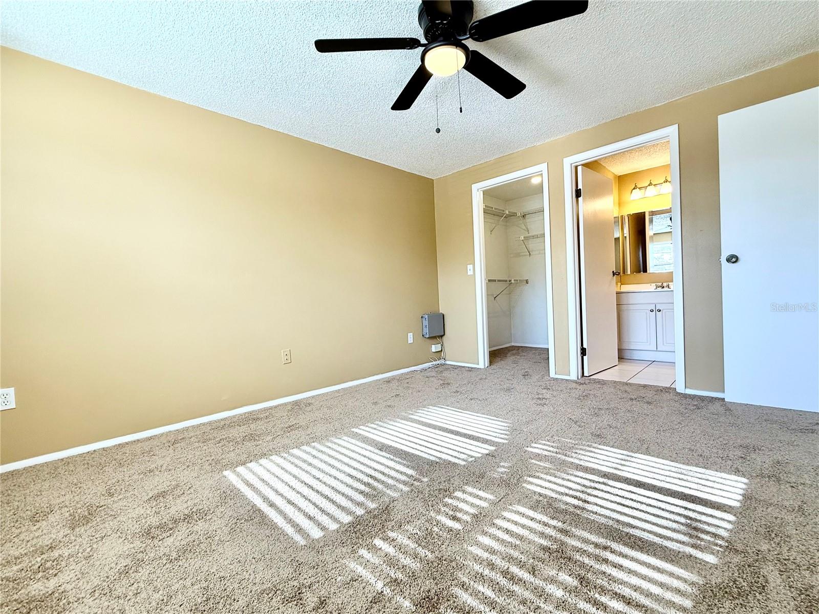 GARDENS OF FOREST LAKES CONDO - Residential Lease