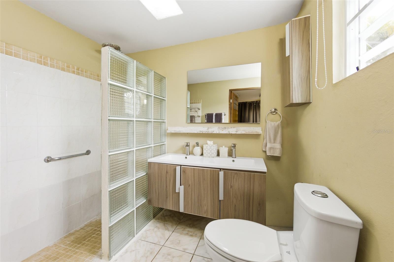 GRAN VISTA II - Residential