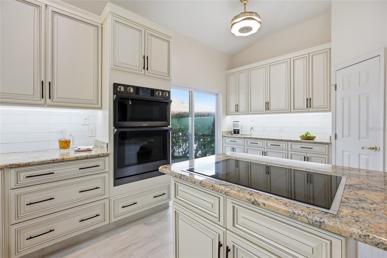 LAUREL RUN - Residential