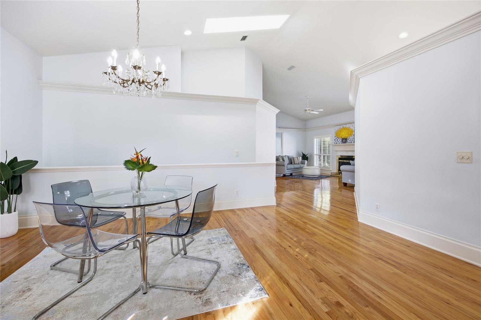 LAUREL RUN - Residential