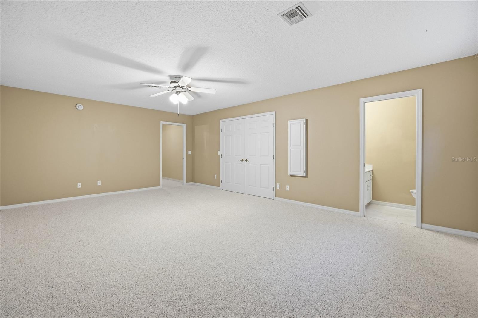 LAUREL RUN - Residential