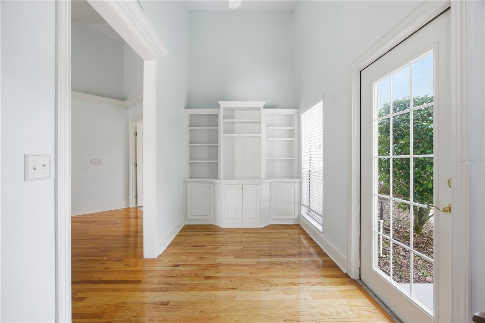 LAUREL RUN - Residential