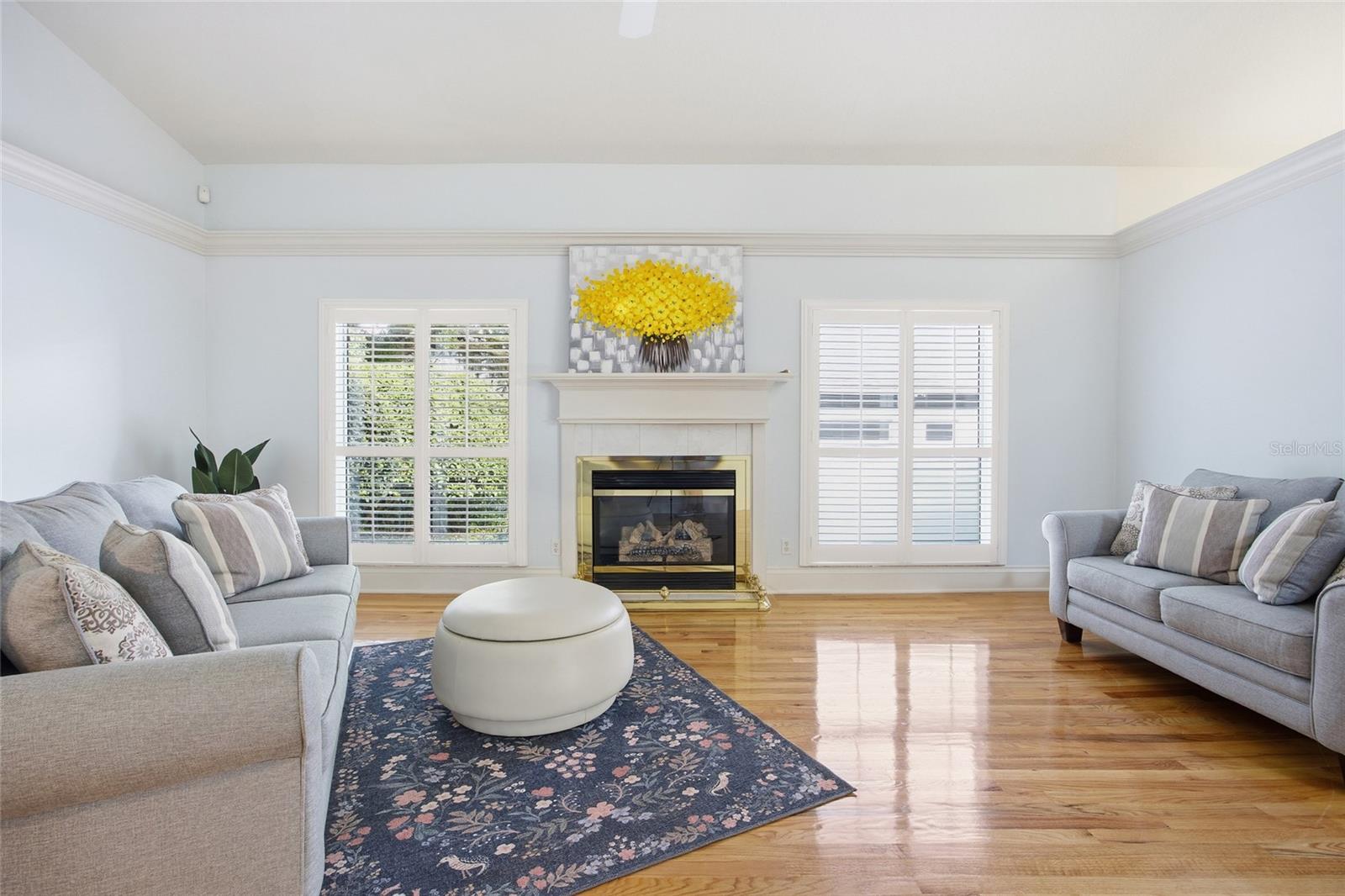 LAUREL RUN - Residential