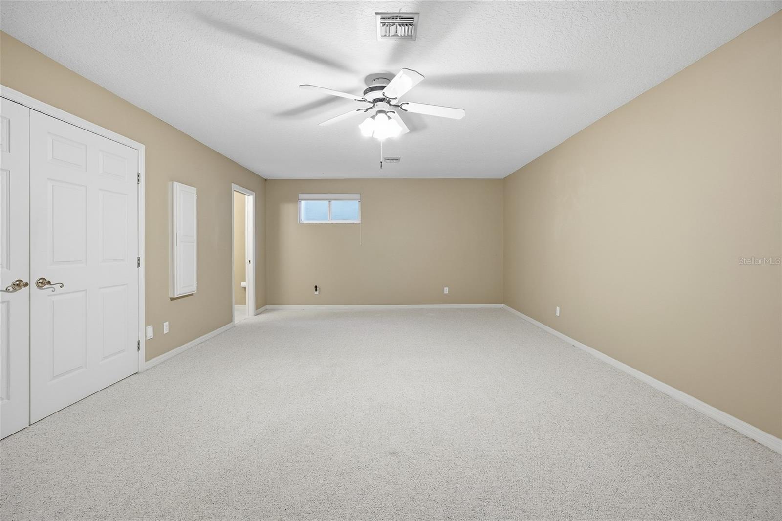 LAUREL RUN - Residential