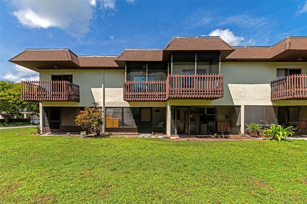 Photo of 3225 Ramblewood Drive, Sarasota, FL 34237 (MLS # A4678479)