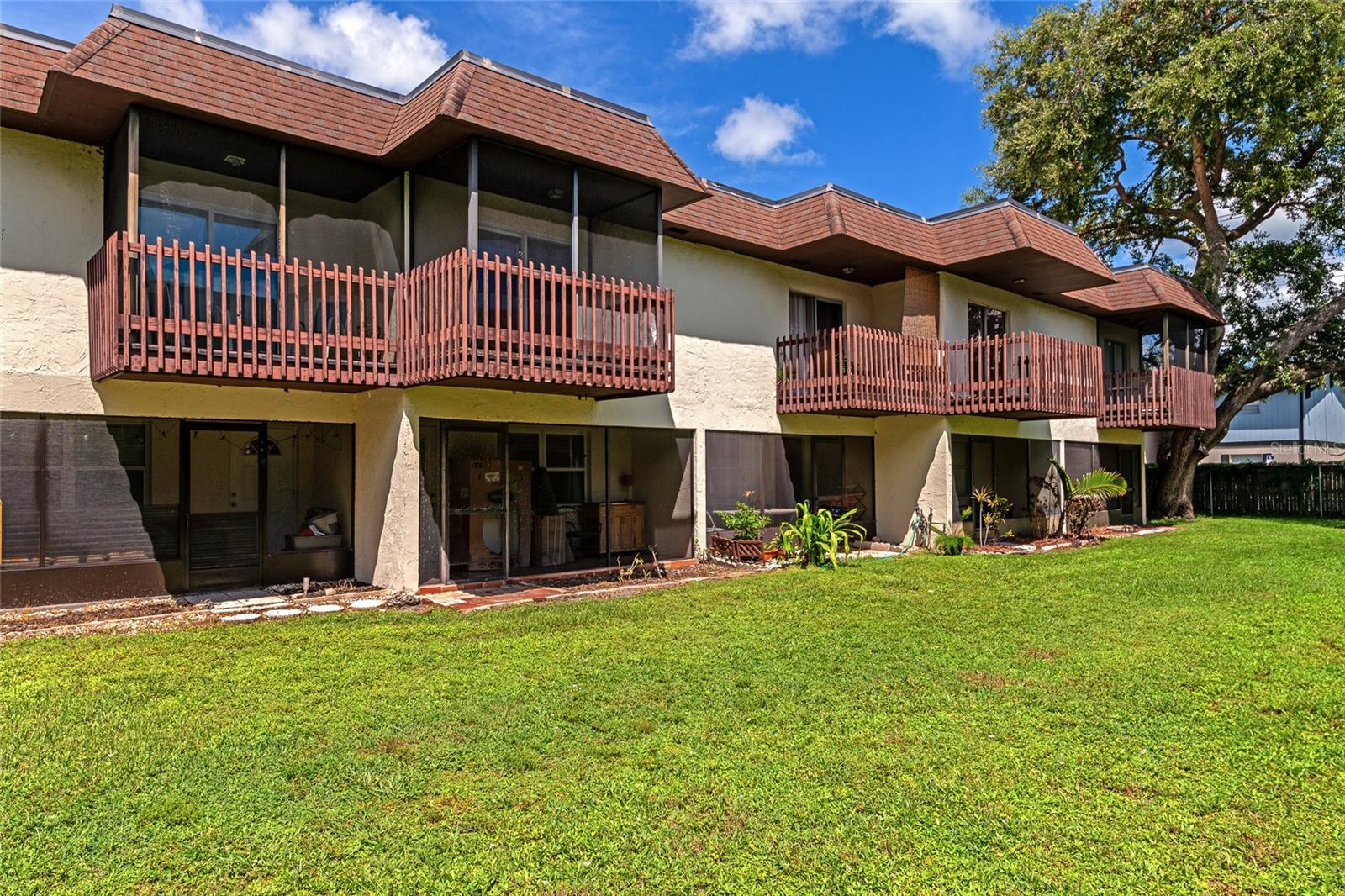 RAMBLEWOOD ACRES - Residential