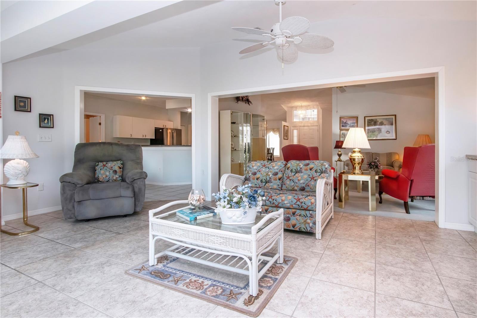 SUN CITY CENTER UNIT 150 PH - Residential