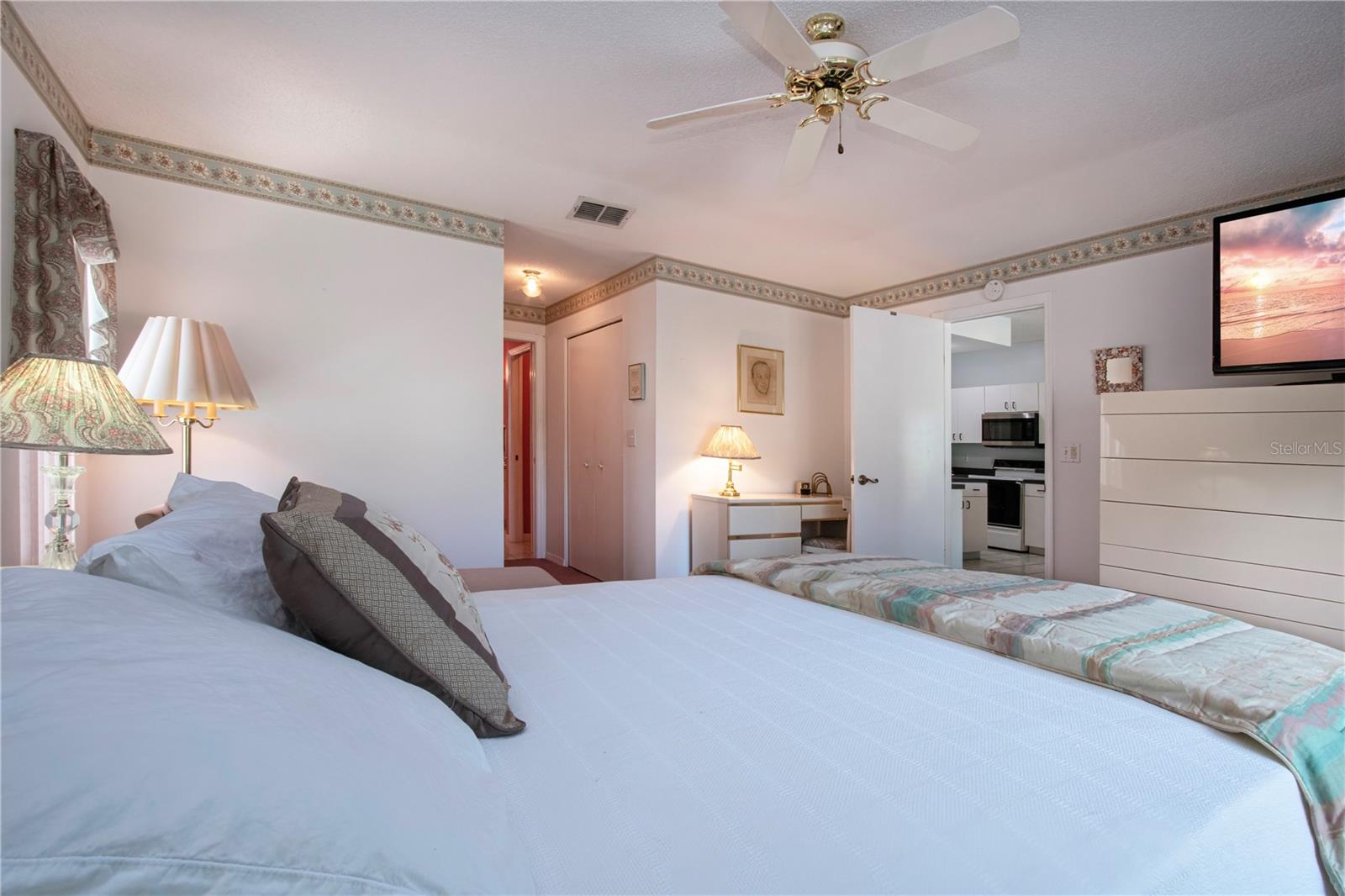 SUN CITY CENTER UNIT 150 PH - Residential