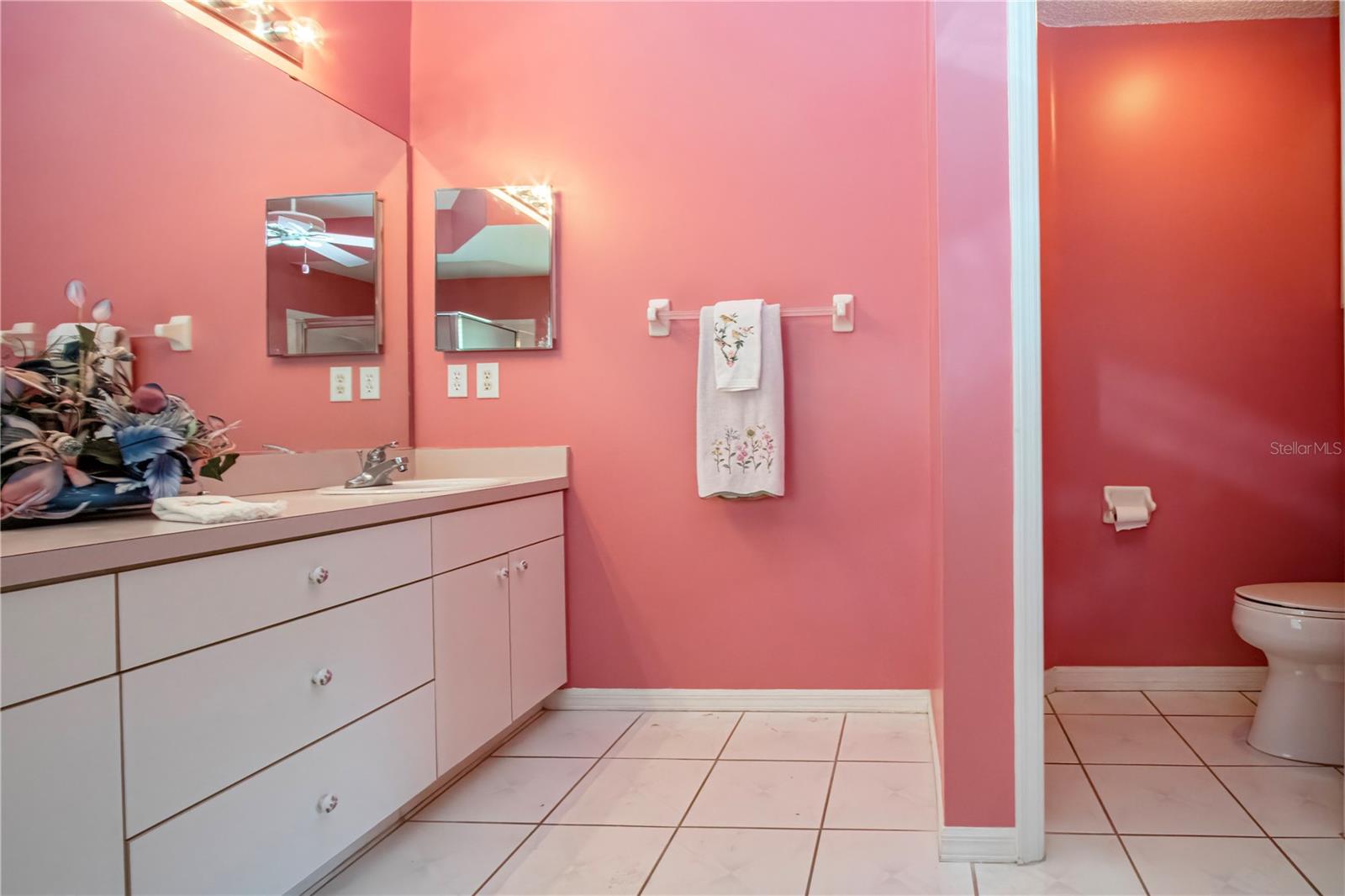 SUN CITY CENTER UNIT 150 PH - Residential