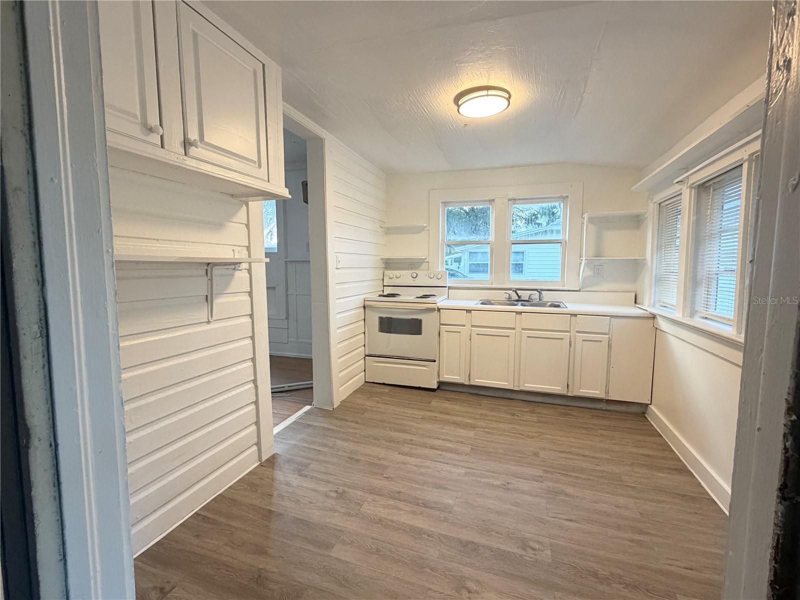 PITZER & NELSONS NEW SMYRNA - Residential Income