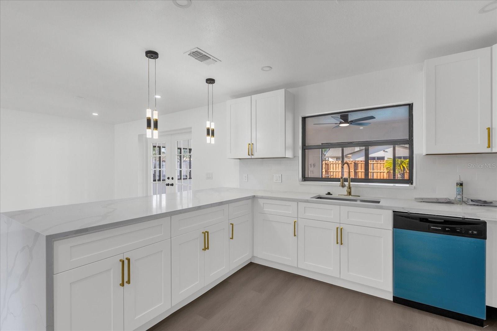 DELTONA LAKES UNIT 05 - Residential