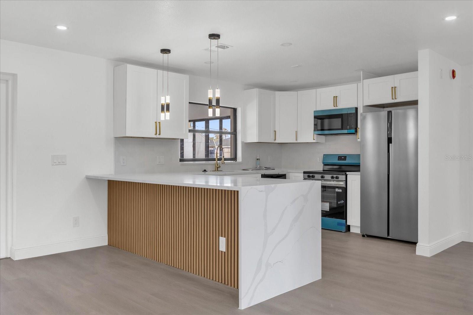 DELTONA LAKES UNIT 05 - Residential