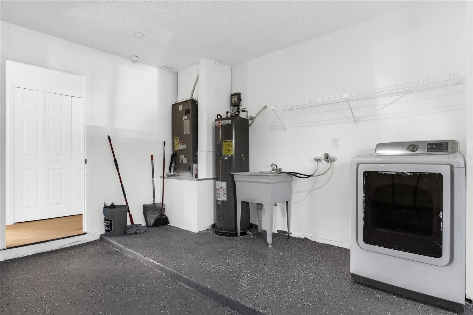 DELTONA LAKES UNIT 05 - Residential