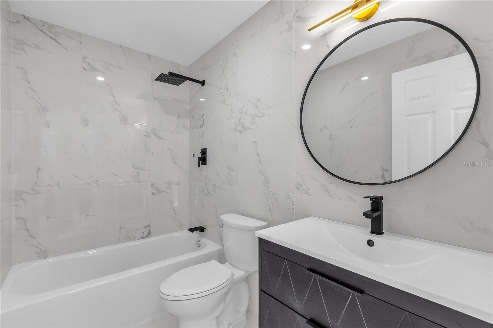 DELTONA LAKES UNIT 05 - Residential