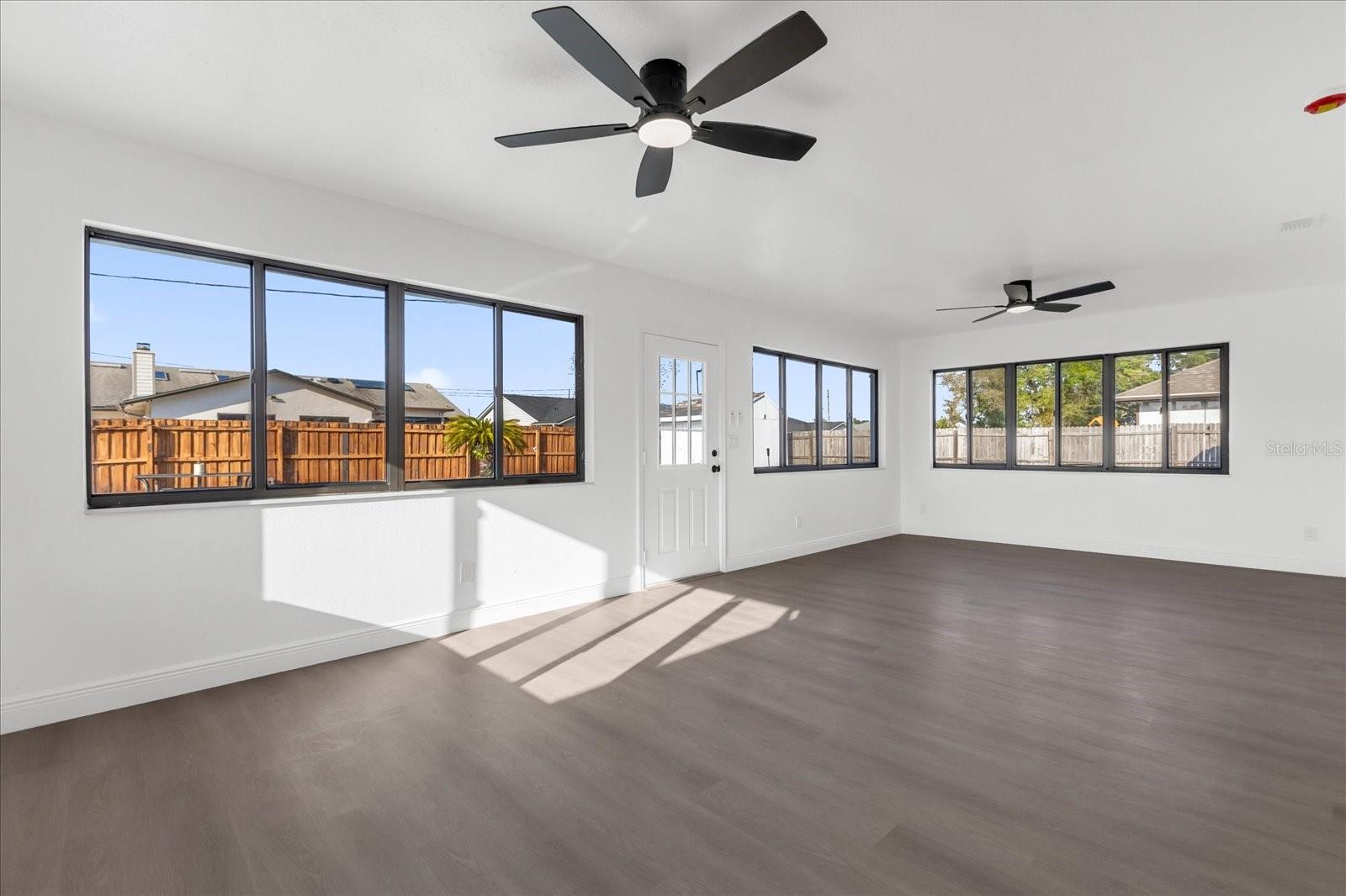 DELTONA LAKES UNIT 05 - Residential