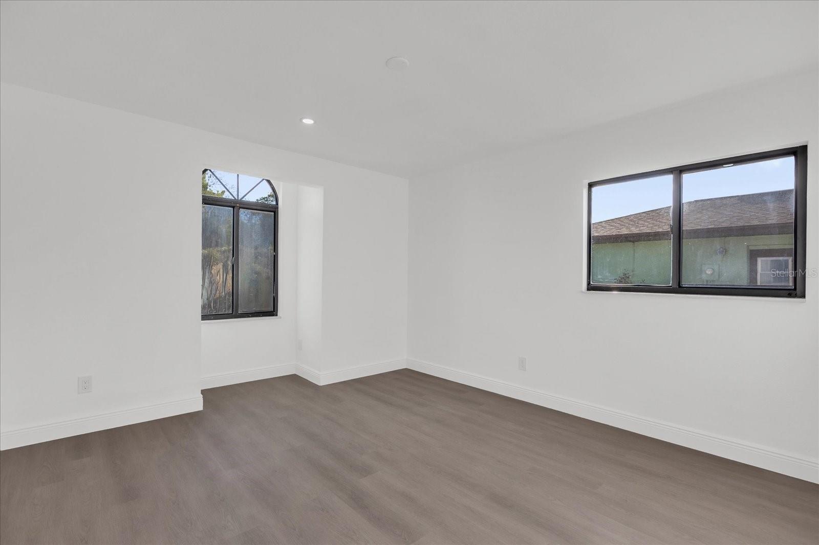 DELTONA LAKES UNIT 05 - Residential