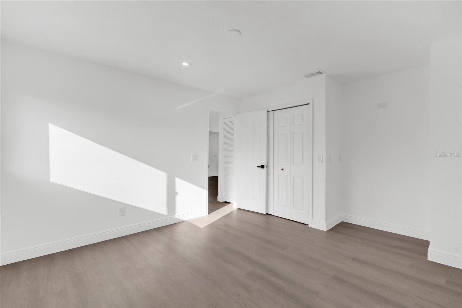 DELTONA LAKES UNIT 05 - Residential