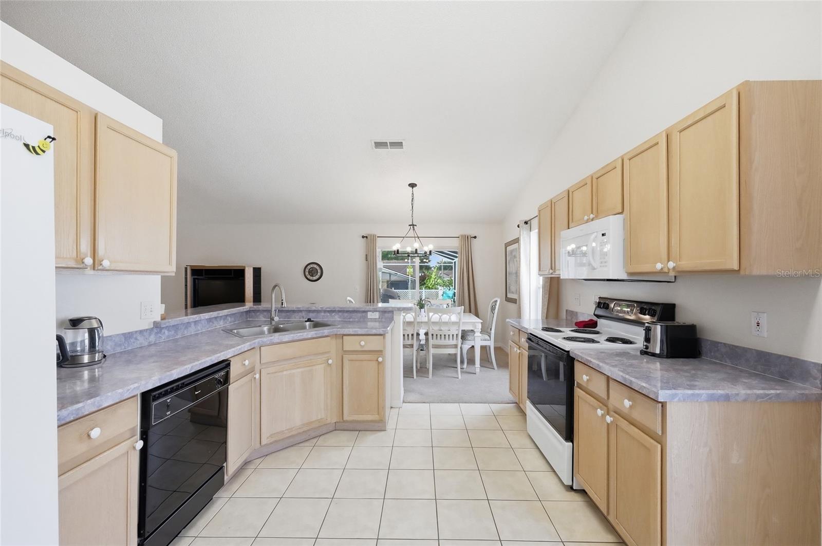 INDIAN RIDGE VILLAS PH 3 - Residential