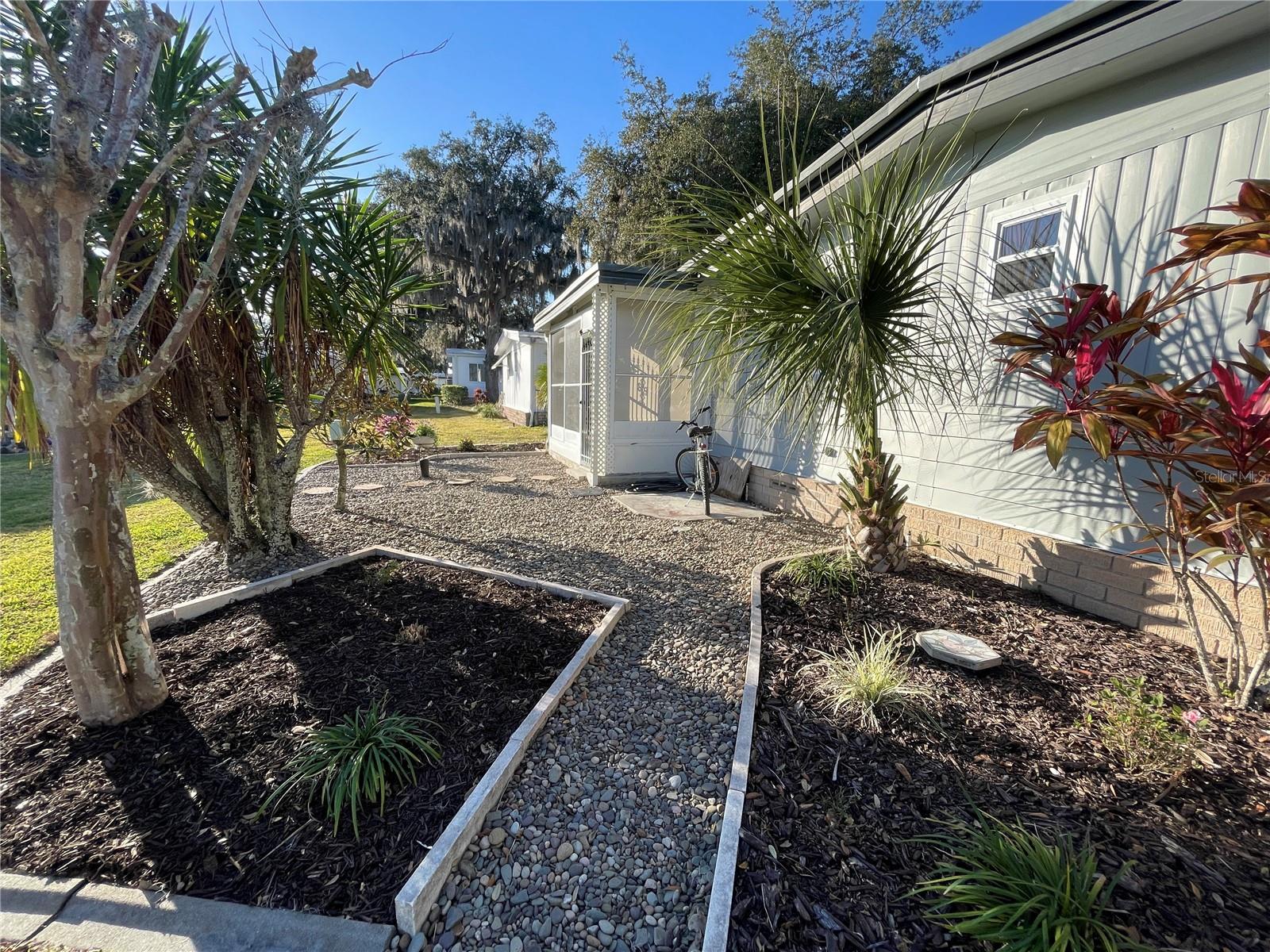 HAWTHORNE AT LEESBURG A COOP - Residential