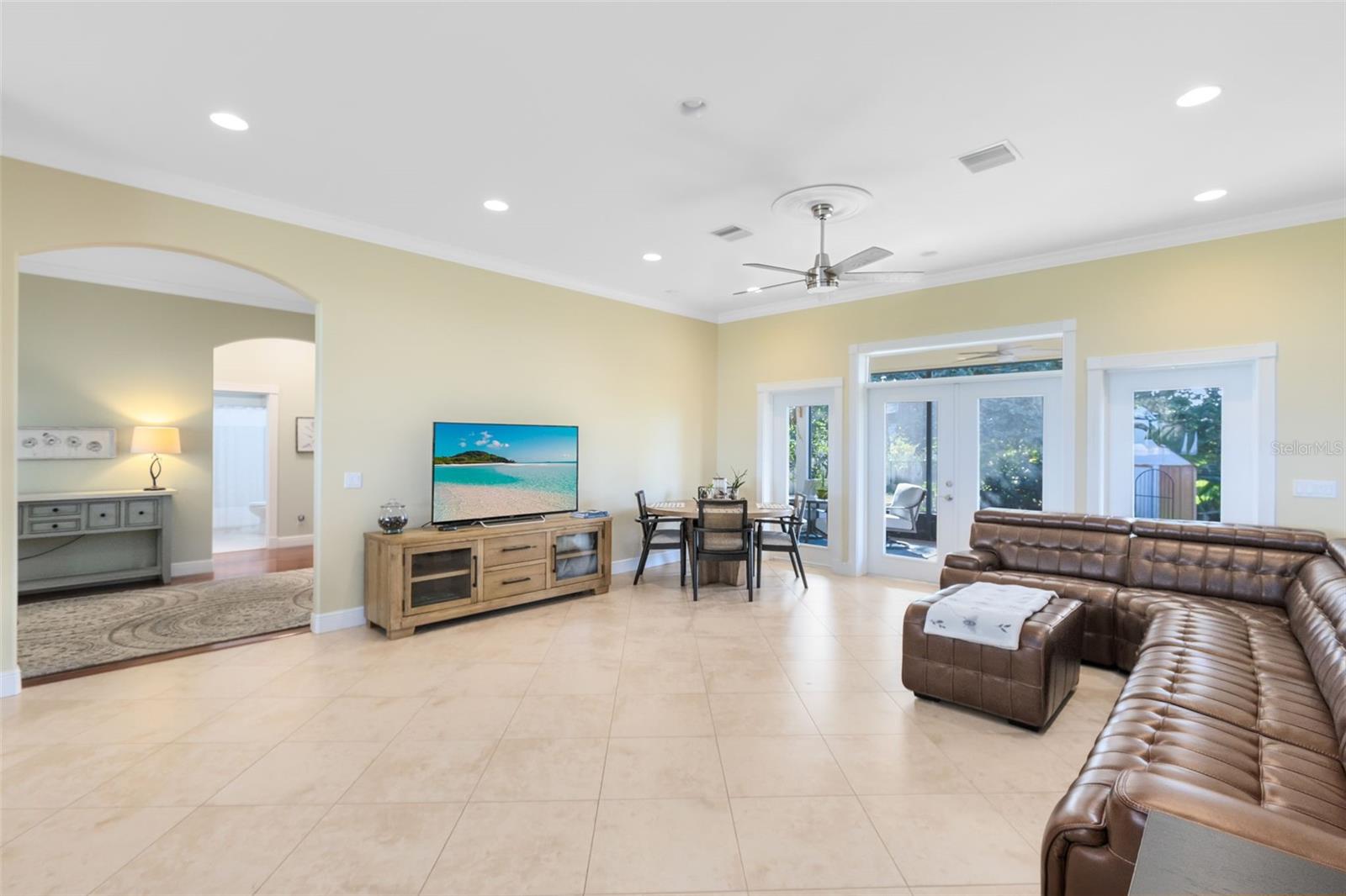 LAKE FRONT ADD TO TOWN OF ST CLOUD - Residential