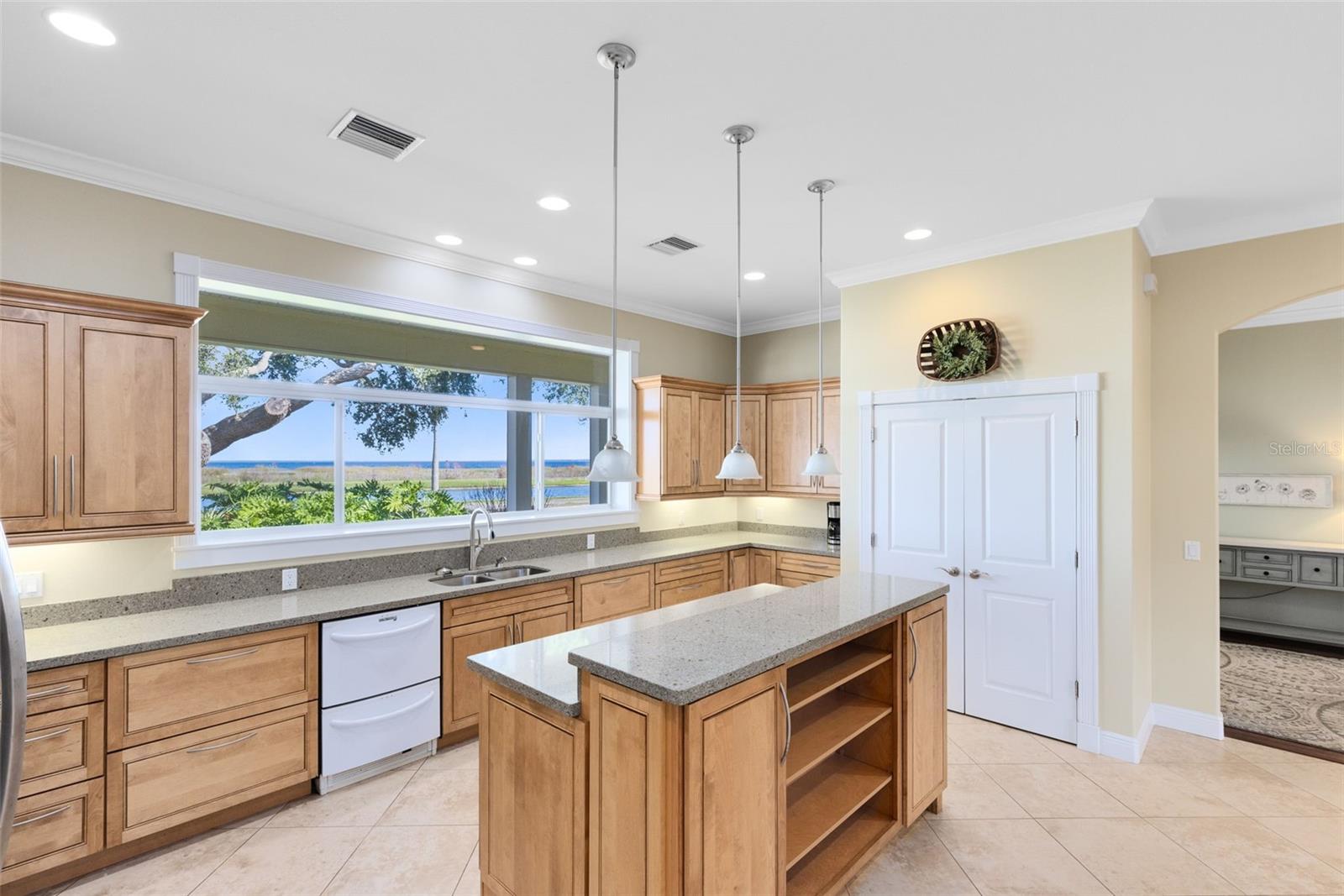 LAKE FRONT ADD TO TOWN OF ST CLOUD - Residential